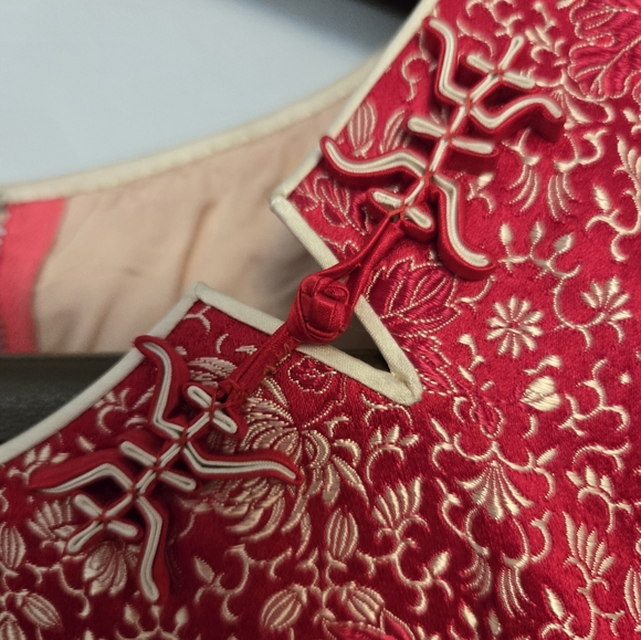 Vintage Silk Red & Gold Hand-Tailored Dress and Jacket Size 4 to 6 (approx) - Picture 10 of 16